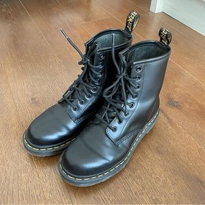 Dr. Pattens 1460 Bex Boots